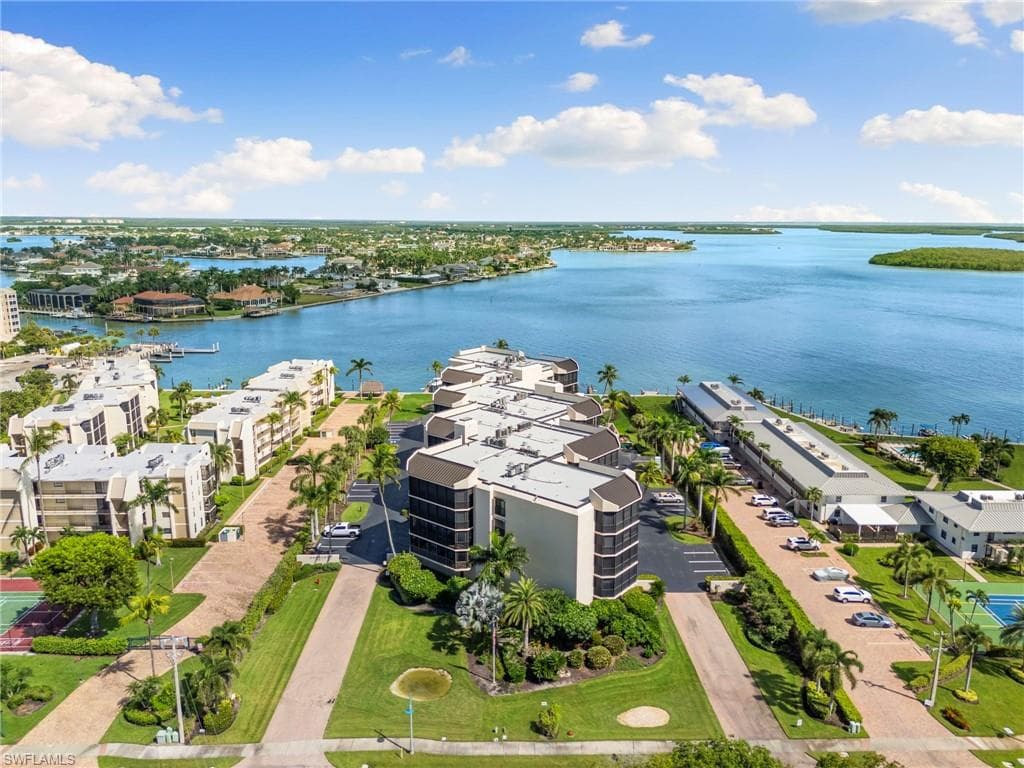 961 Collier Ct 107, Marco Island, FL 34145-40