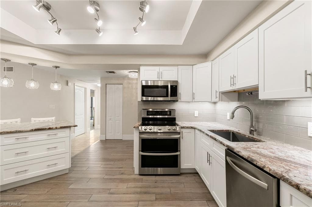 961 Collier Ct 107, Marco Island, FL 34145-6