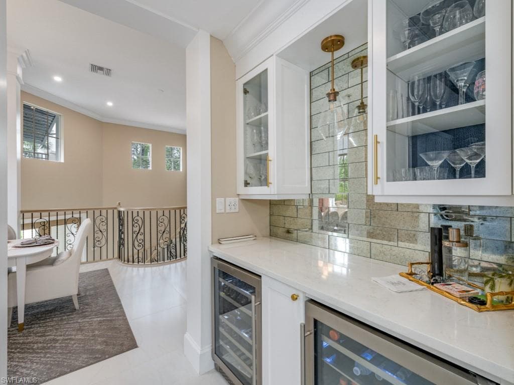 28560 Calabria Ct 202, Naples, FL 34110-13
