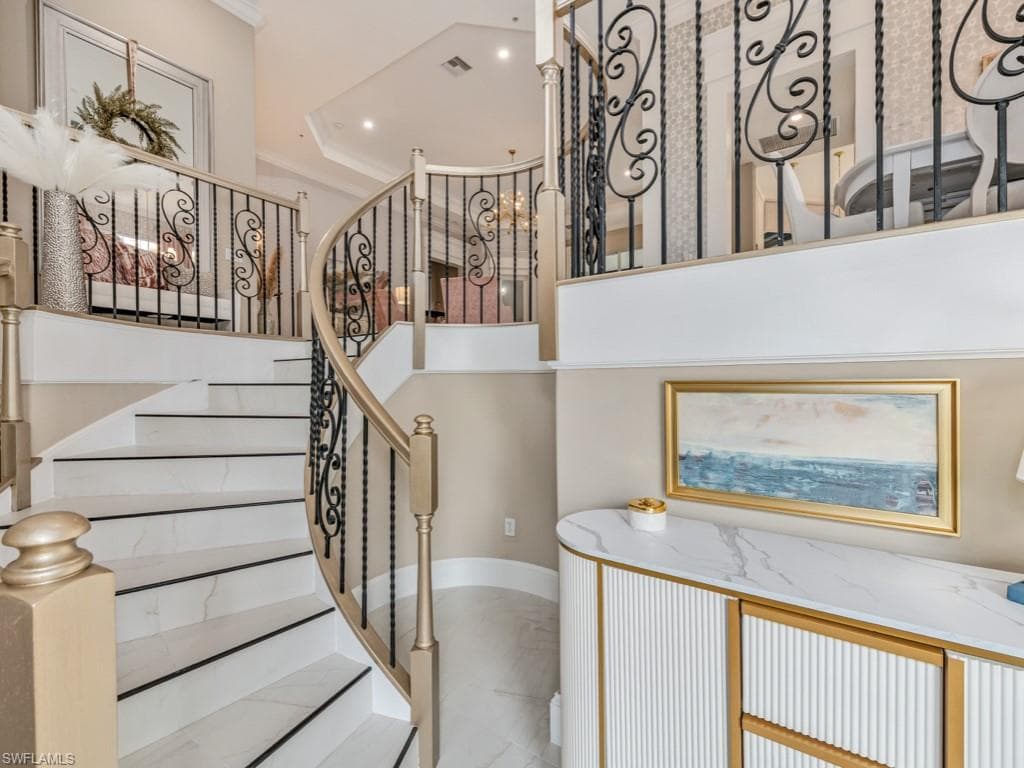 28560 Calabria Ct 202, Naples, FL 34110-2