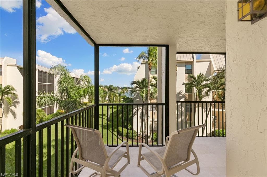 931 Collier Ct A303, Marco Island, FL 34145-27