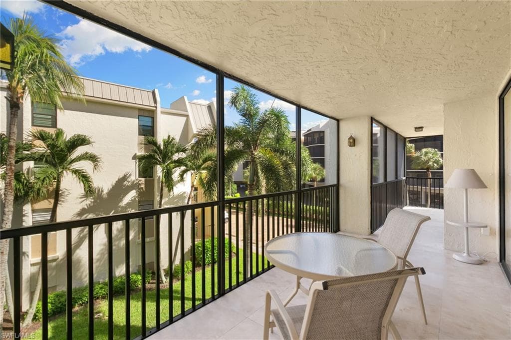 931 Collier Ct A303, Marco Island, FL 34145-28