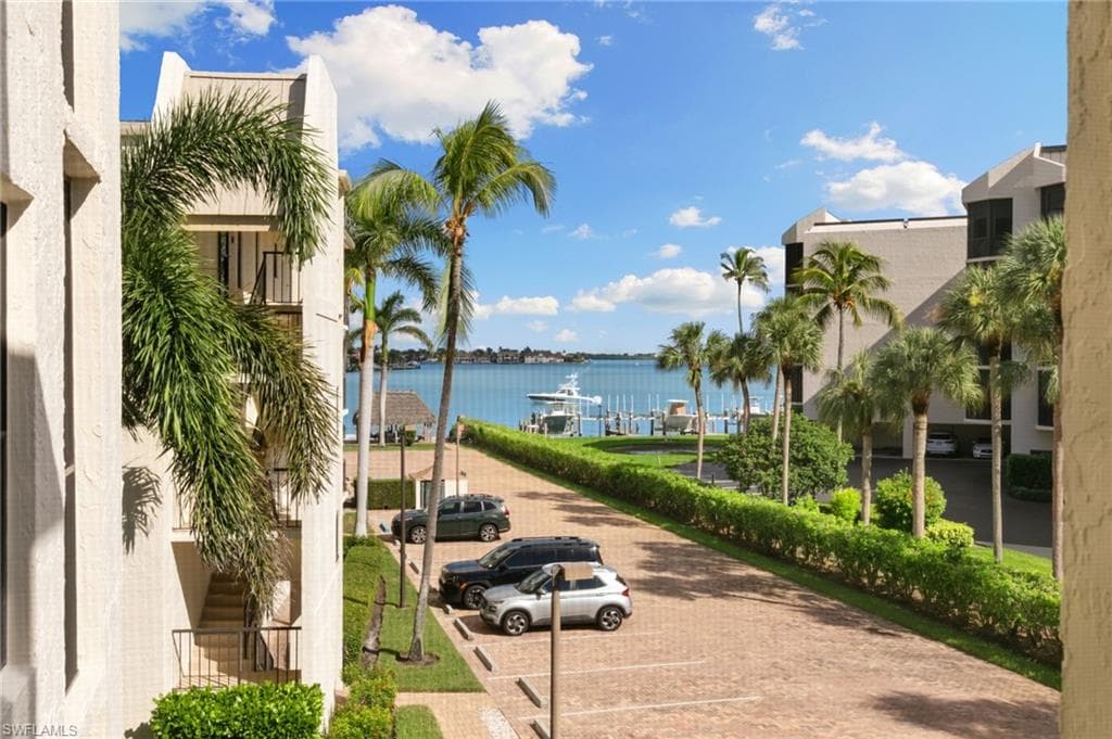 931 Collier Ct A303, Marco Island, FL 34145-33