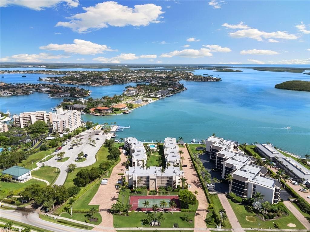 931 Collier Ct A303, Marco Island, FL 34145-45