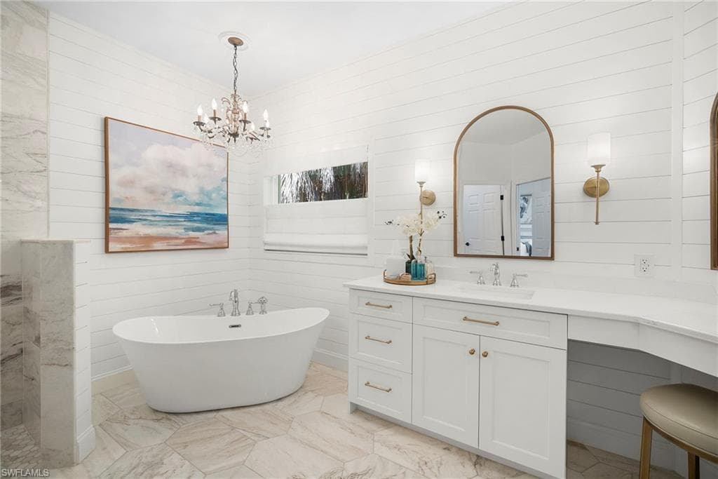 3110 70th St SW, Naples, FL 34105-28