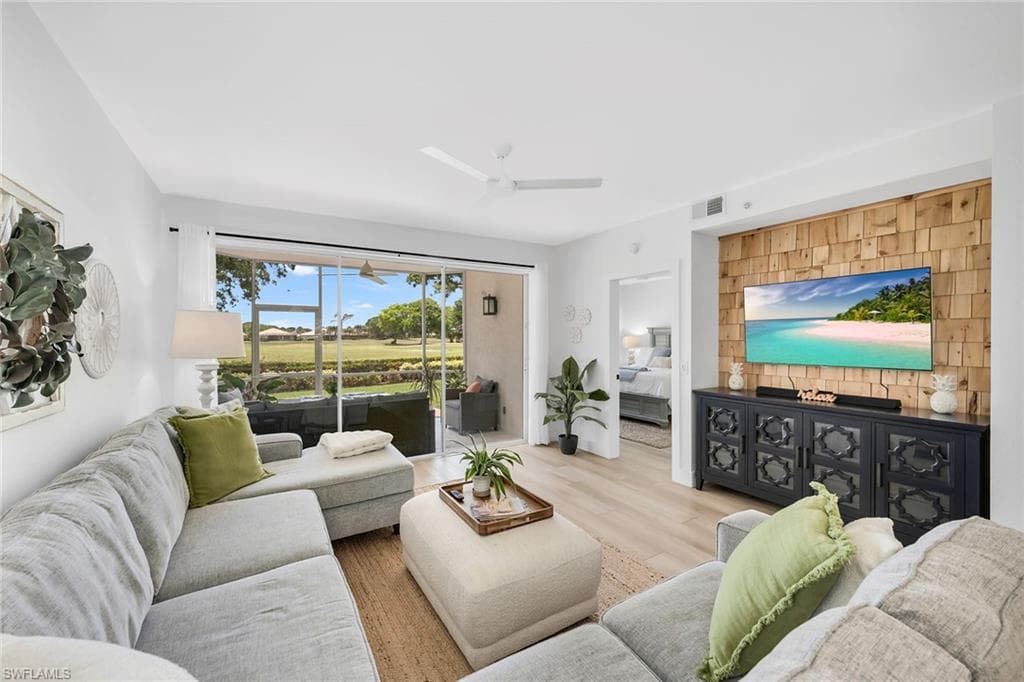 9087 Michael Cir 9, Naples, FL 34113-16