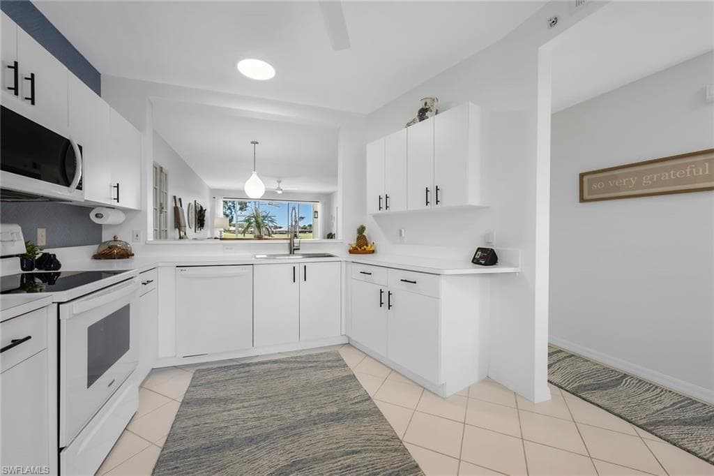 9087 Michael Cir 9, Naples, FL 34113-45