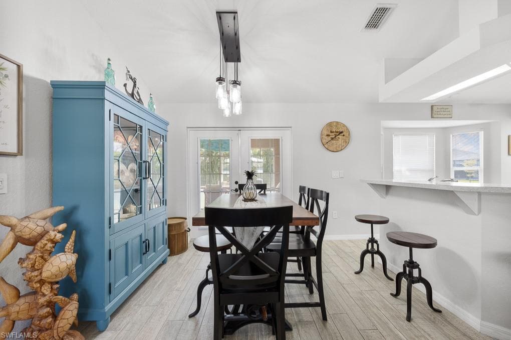 1804 38th Ter, Cape Coral, FL 33914-8