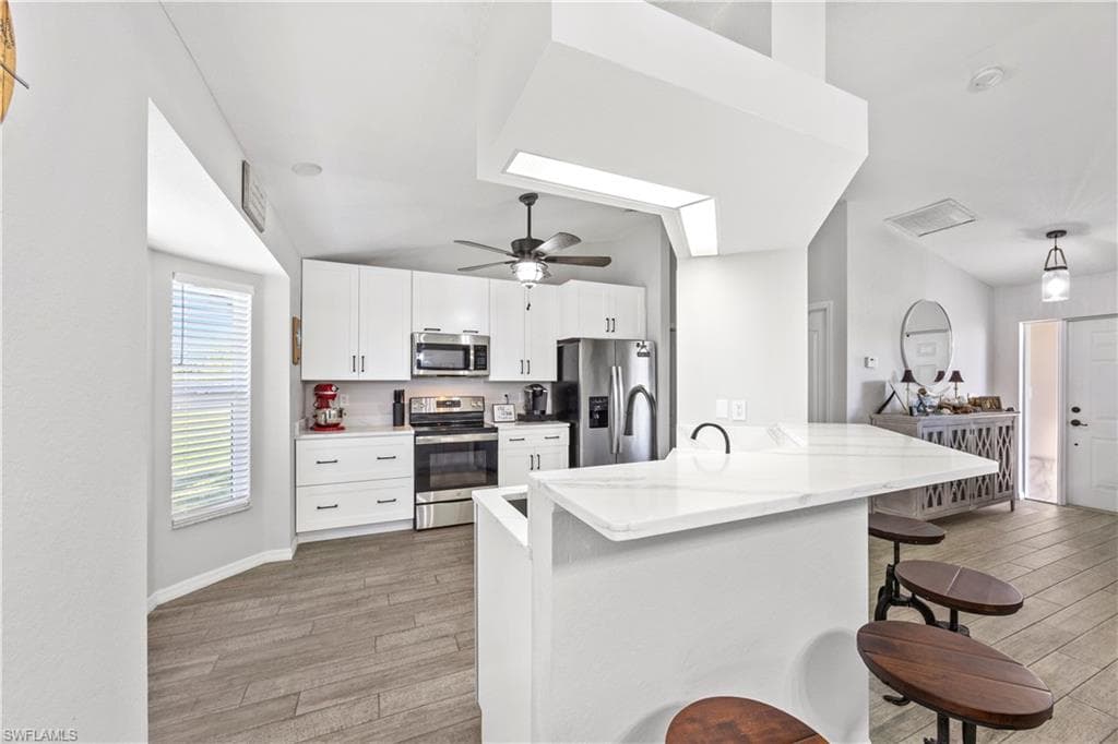 1804 38th Ter, Cape Coral, FL 33914-3