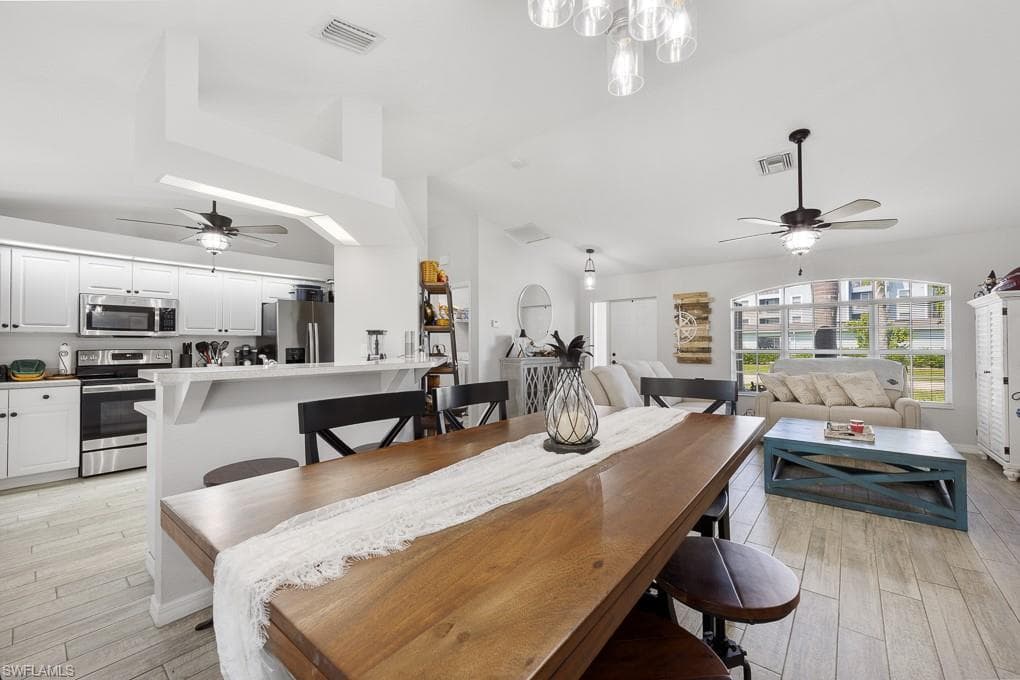 1804 38th Ter, Cape Coral, FL 33914-7