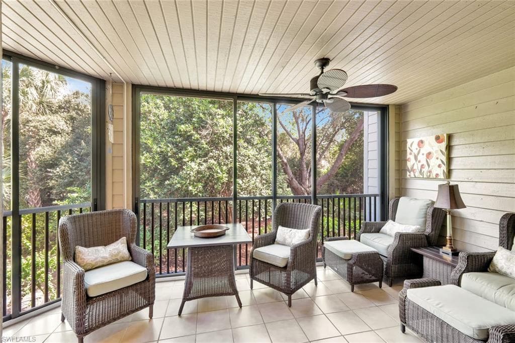 27105 Oakwood Lake Dr, Bonita Springs, FL 34134-14