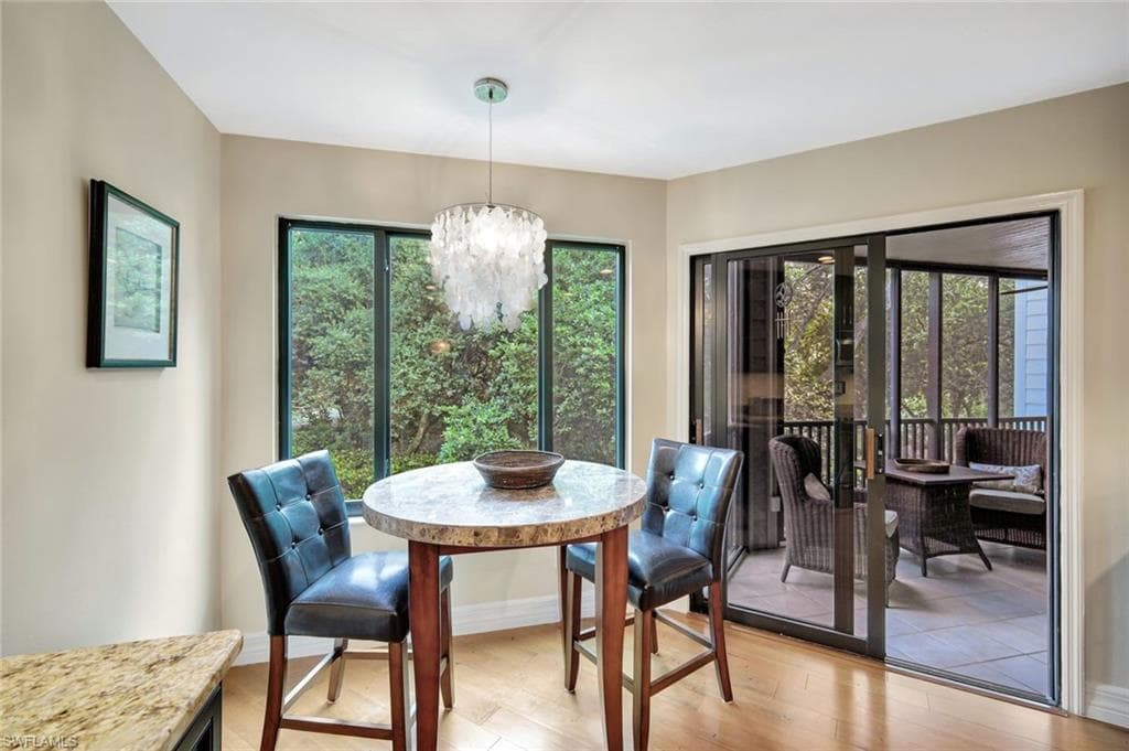 27105 Oakwood Lake Dr, Bonita Springs, FL 34134-6