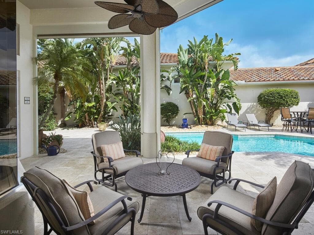 1267 Grand Isle Ct, Naples, FL 34108-17