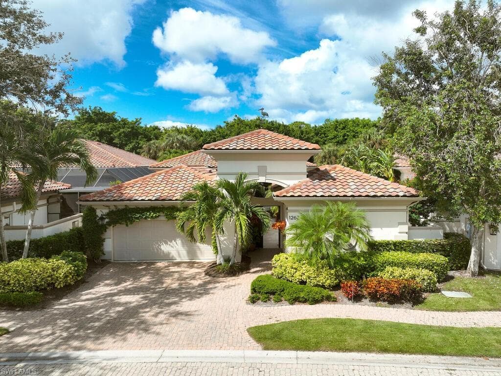 1267 Grand Isle Ct, Naples, FL 34108-21