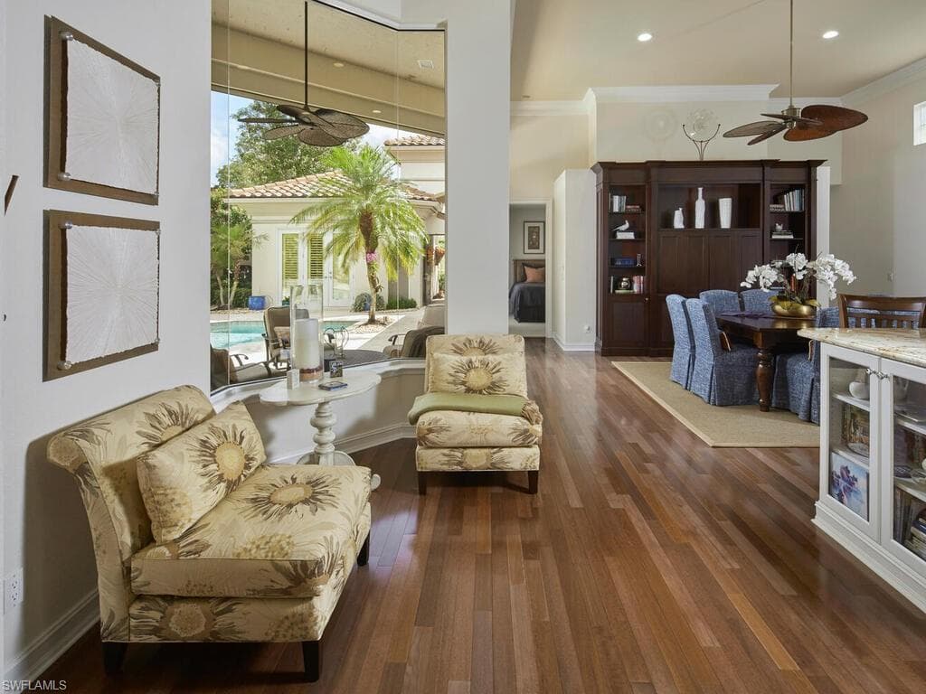1267 Grand Isle Ct, Naples, FL 34108-6