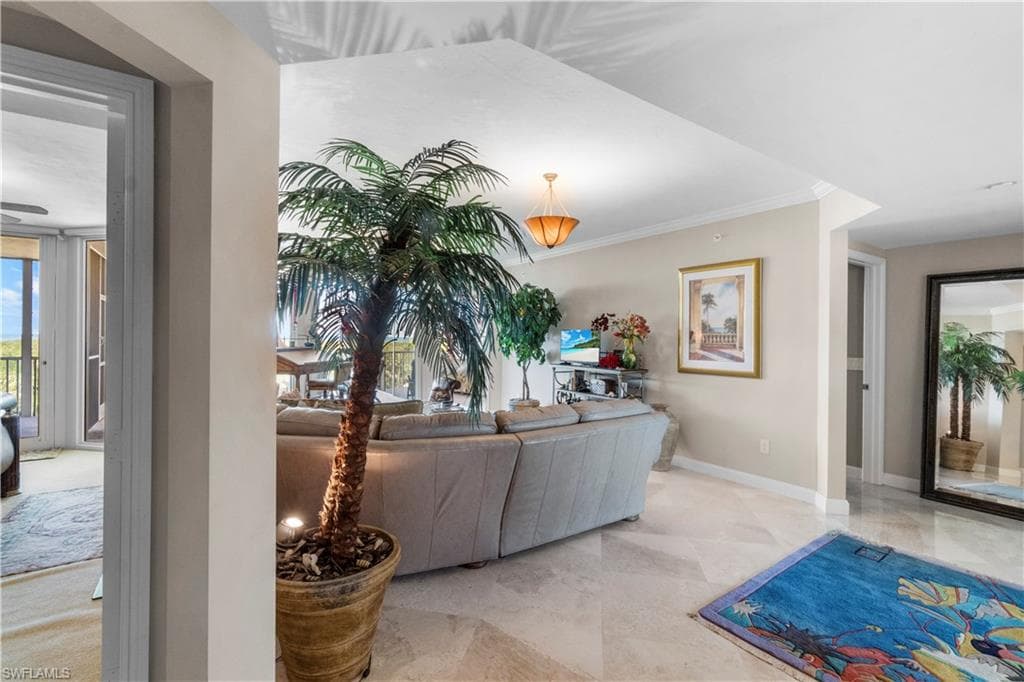 7117 Pelican Bay Blvd 402, Naples, FL 34108-16