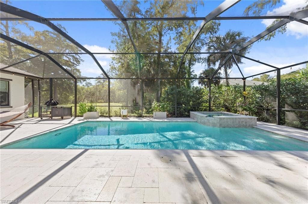 5234 Cherry Wood Dr, Naples, FL 34119-19