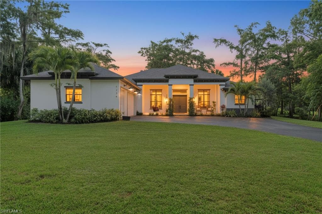 5234 Cherry Wood Dr, Naples, FL 34119-1