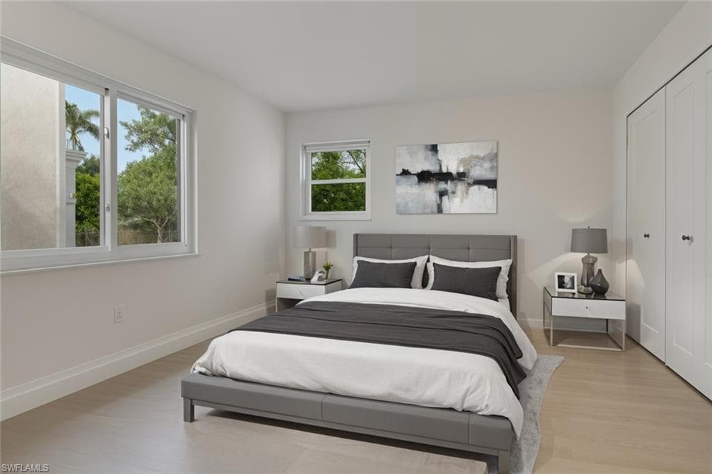 1155 Sandpiper St E3, Naples, FL 34102-9