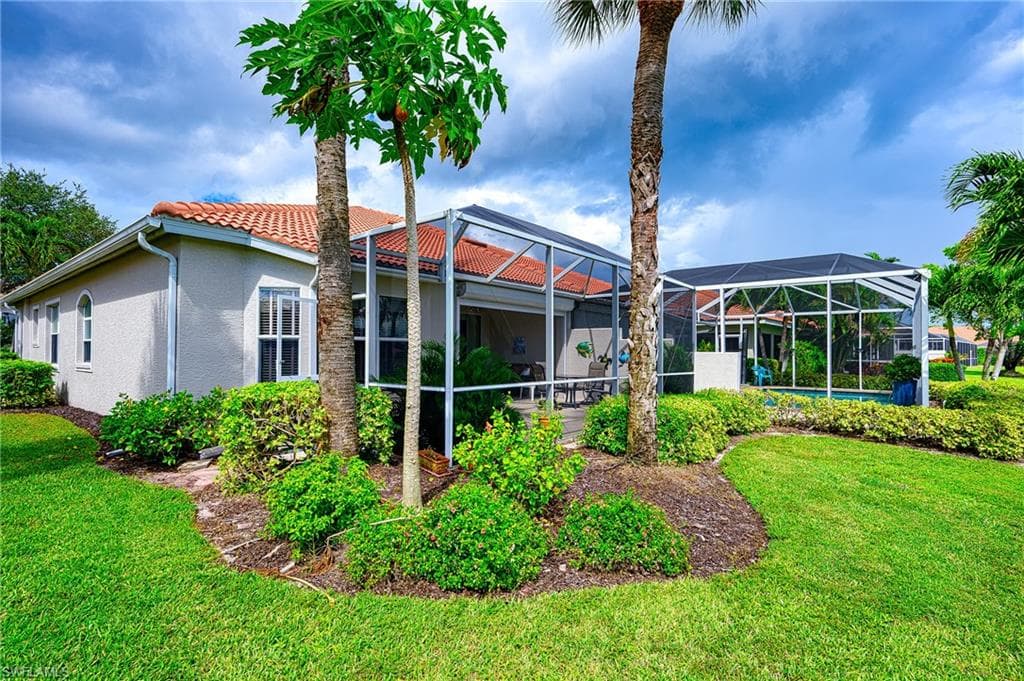 1992 Crestview Way A95, Naples, FL 34119-27