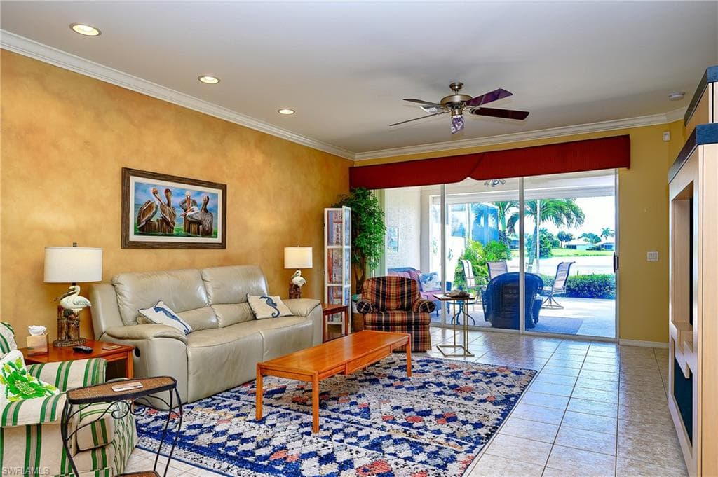 1992 Crestview Way A95, Naples, FL 34119-6