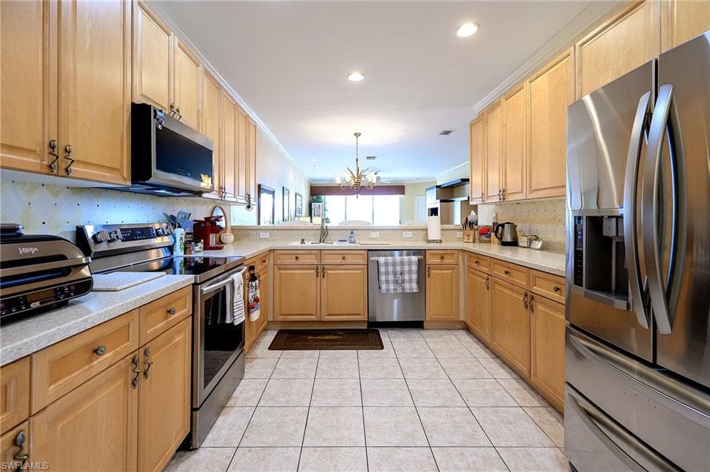 1992 Crestview Way A95, Naples, FL 34119-7