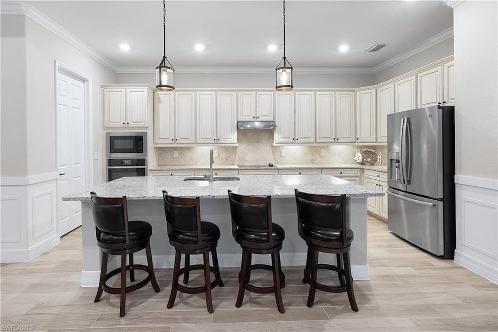 17250 Galway Run, Bonita Springs, FL 34135-28