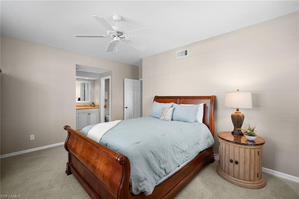 760 Waterford Dr 104, Naples, FL 34113-23