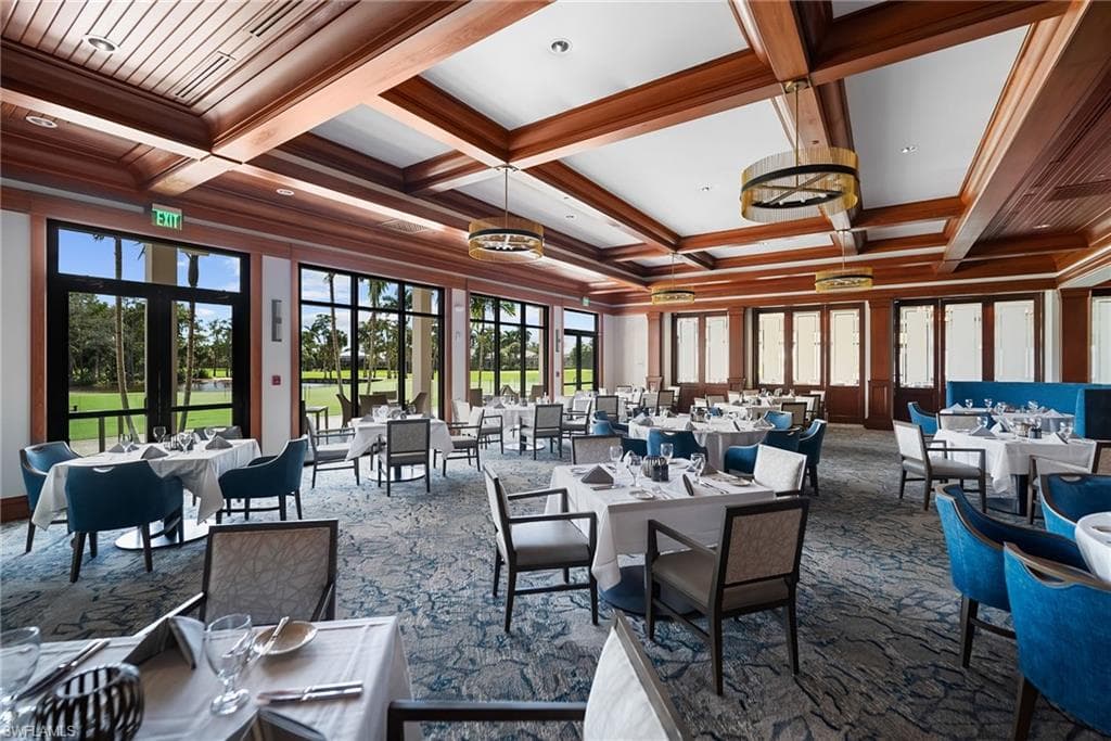 760 Waterford Dr 104, Naples, FL 34113-33