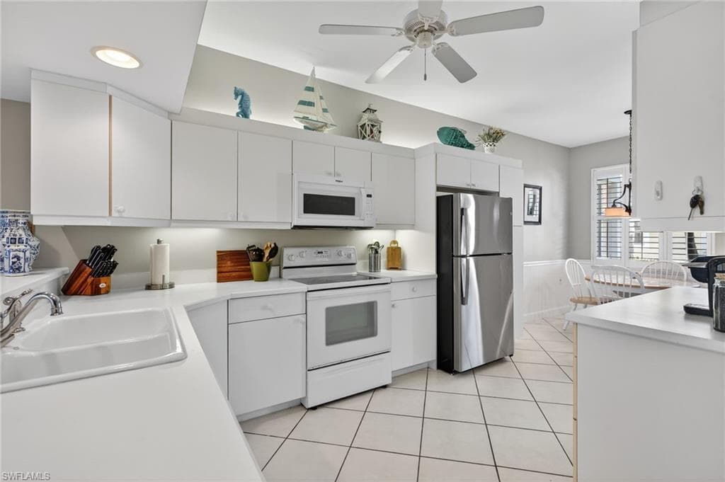 2345 Magnolia Ln 6709, Naples, FL 34112-7