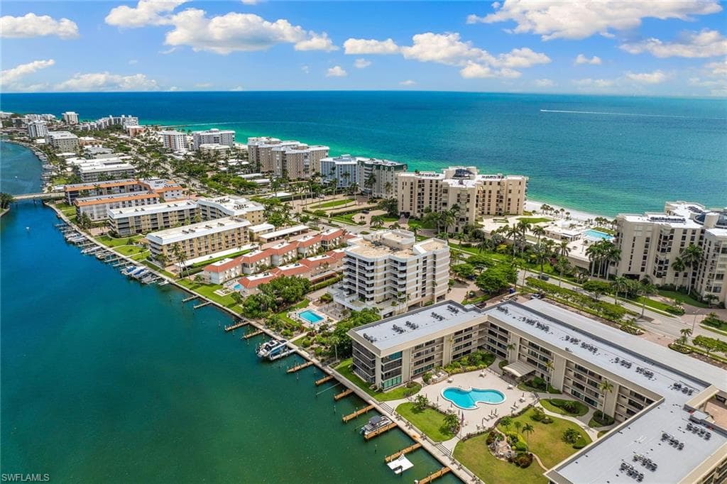 3100 Gulf Shore Blvd N 303, Naples, FL 34103-32