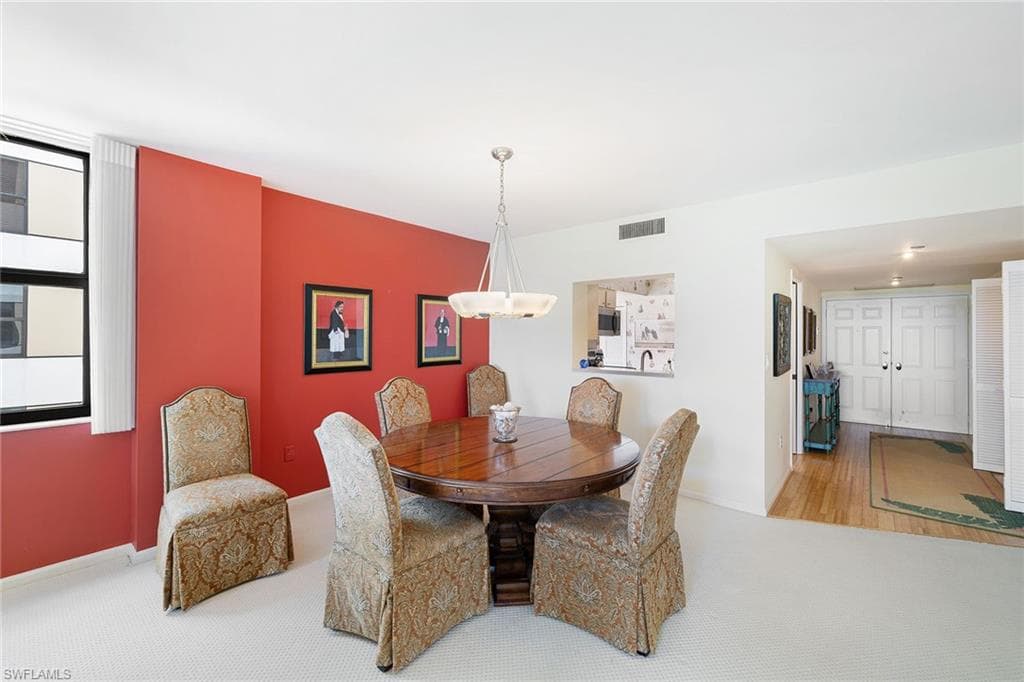 3100 Gulf Shore Blvd N 303, Naples, FL 34103-3