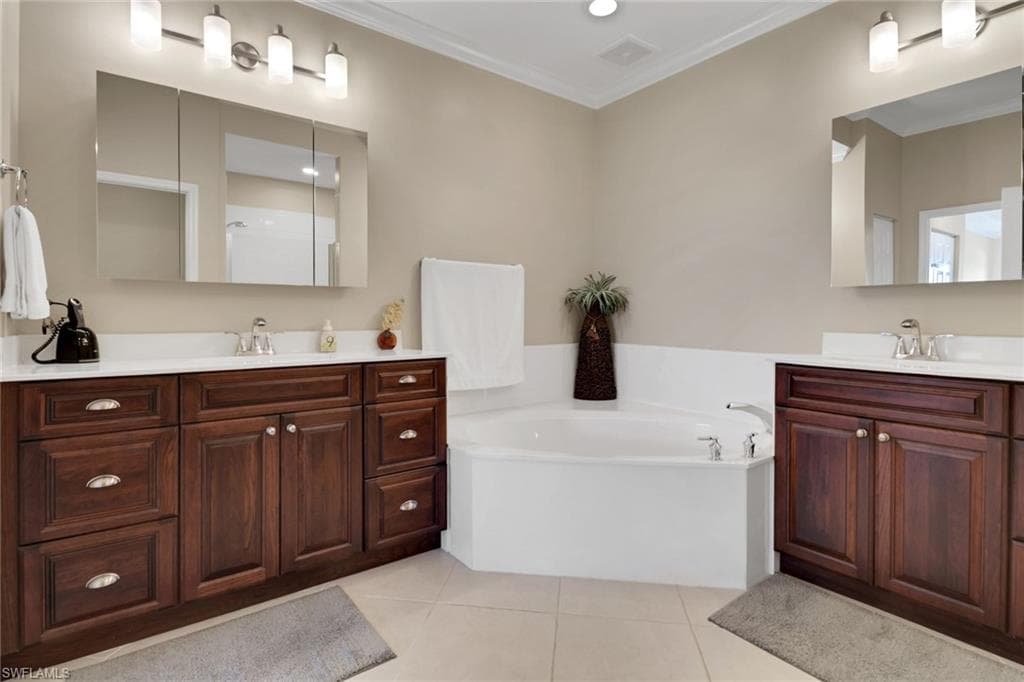 450 Bayfront Pl 4509, Naples, FL 34102-10