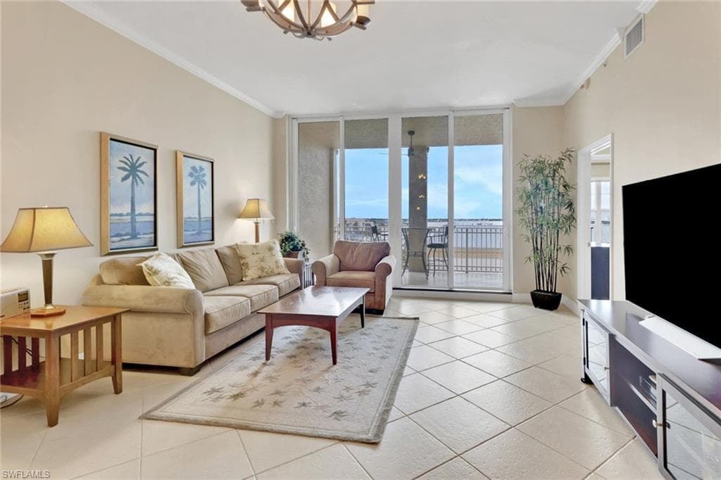 450 Bayfront Pl 4509, Naples, FL 34102-2