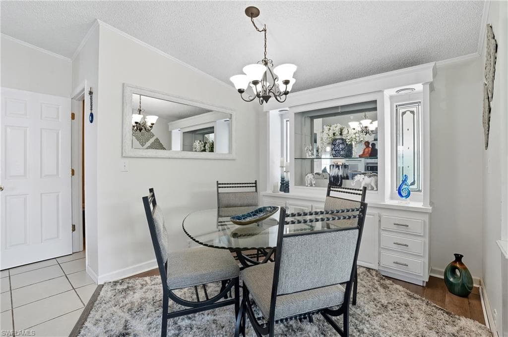 114 Audubon Rd, Naples, FL 34114-8