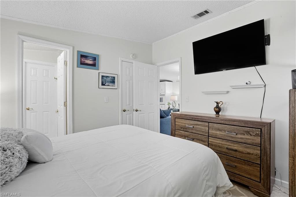 114 Audubon Rd, Naples, FL 34114-27