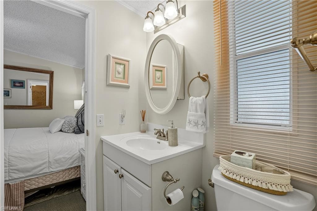 114 Audubon Rd, Naples, FL 34114-29