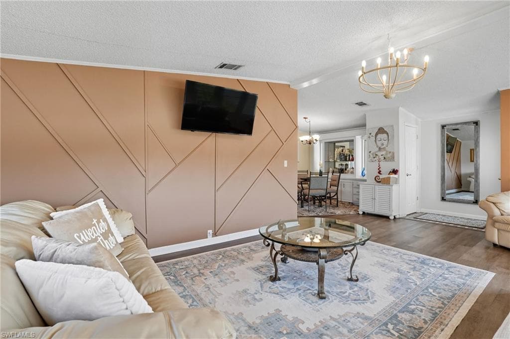 114 Audubon Rd, Naples, FL 34114-5