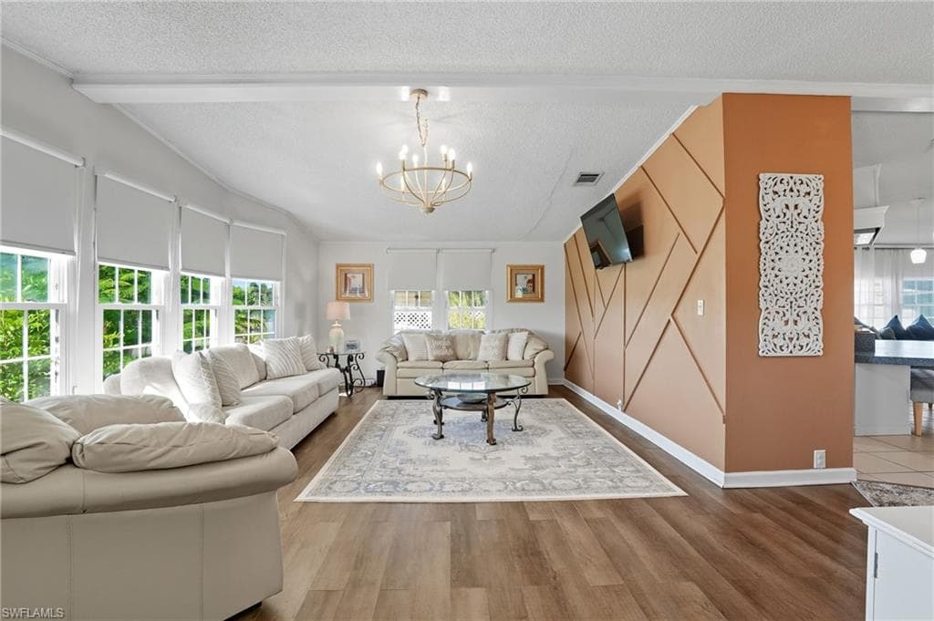 114 Audubon Rd, Naples, FL 34114-7