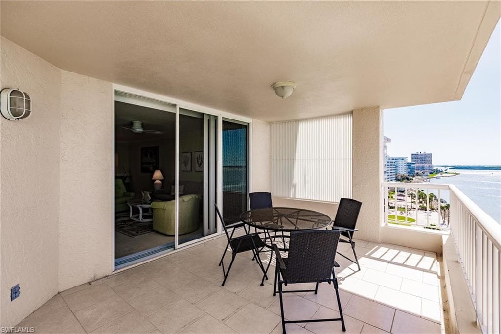 990 Cape Marco Dr 703, Marco Island, FL 34145-31