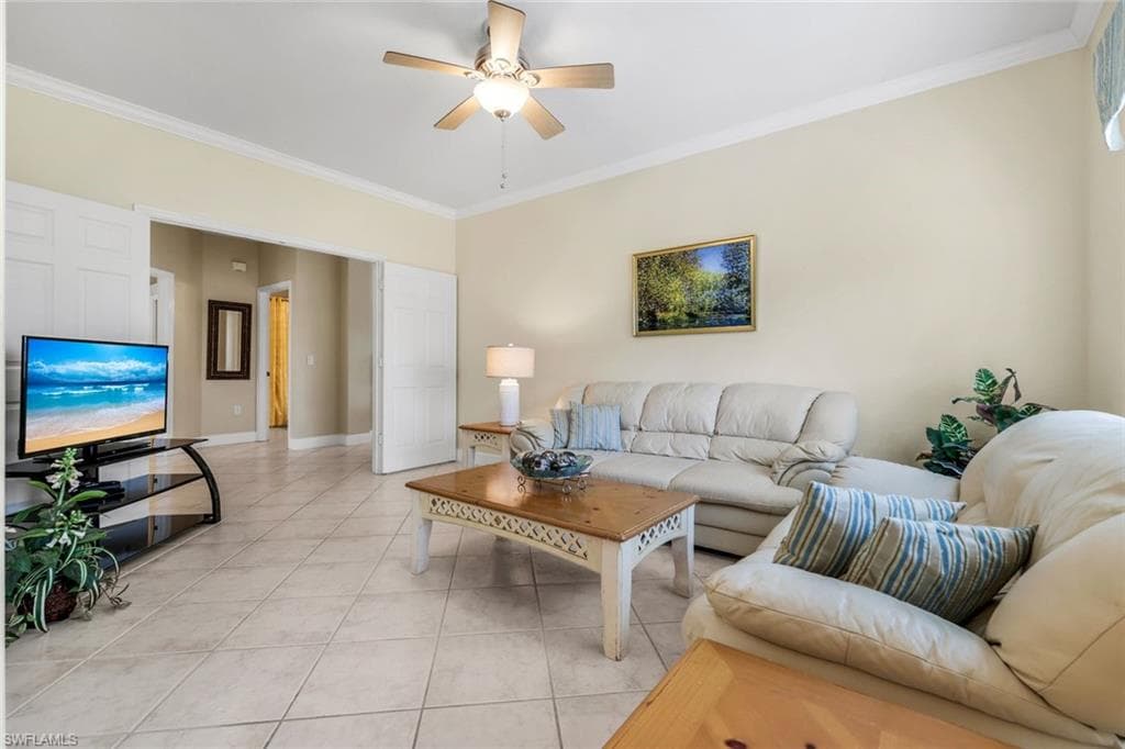 5650 Northboro Dr 102, Naples, FL 34110-13