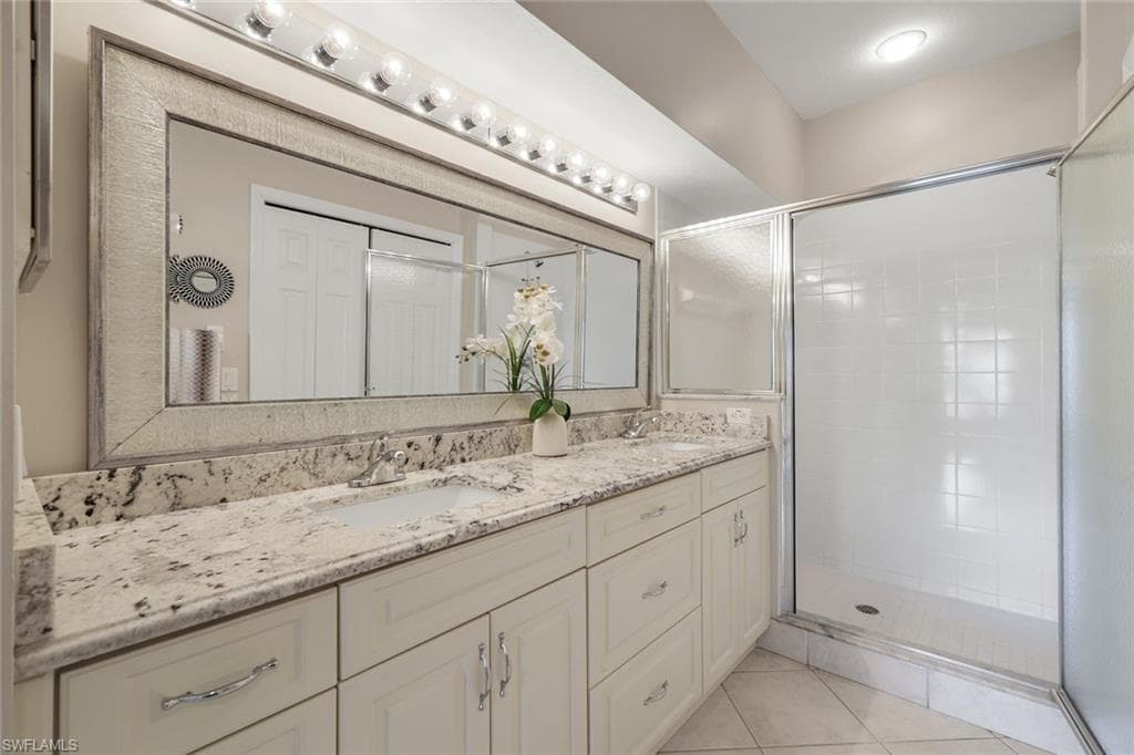 5650 Northboro Dr 102, Naples, FL 34110-19
