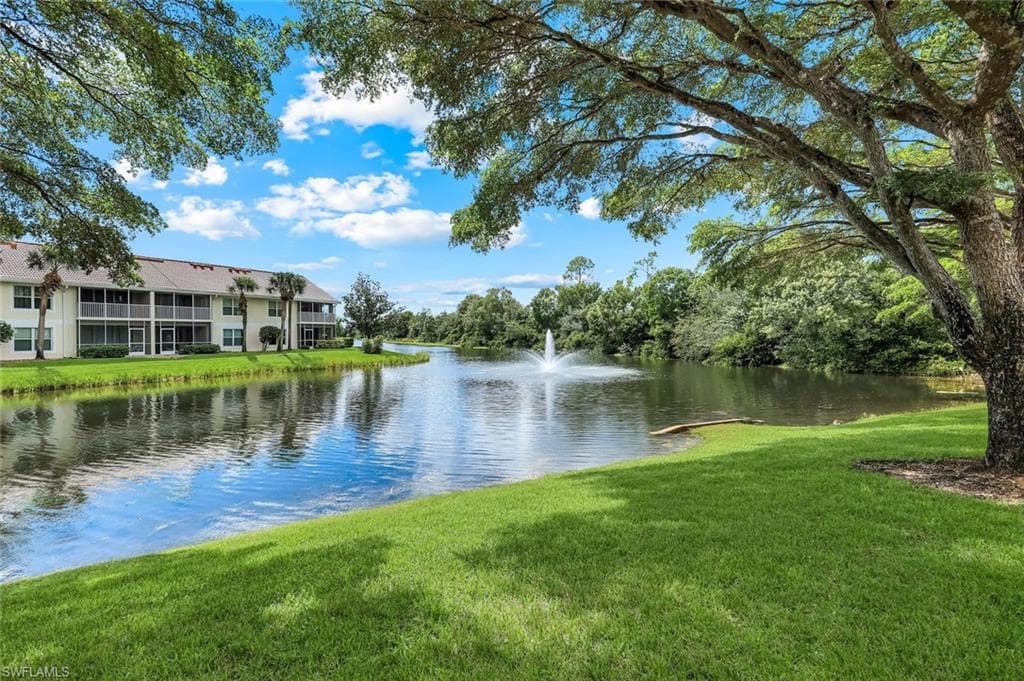 5650 Northboro Dr 102, Naples, FL 34110-25