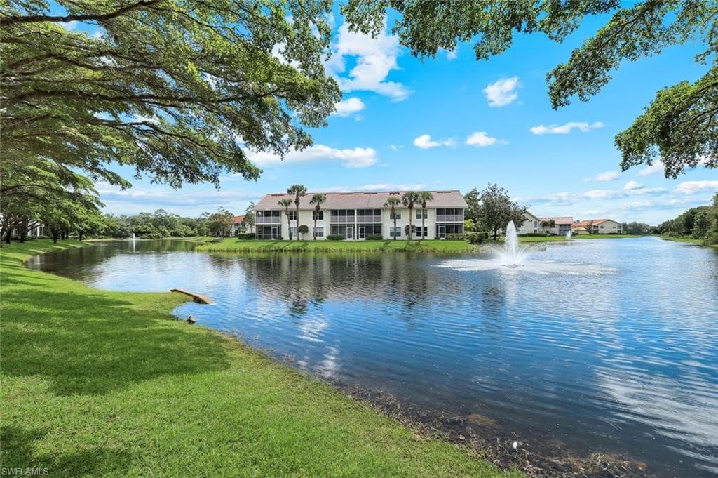 5650 Northboro Dr 102, Naples, FL 34110-26