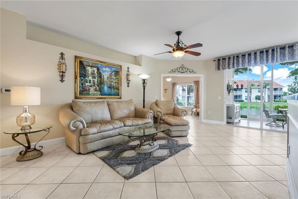 5650 Northboro Dr 102, Naples, FL 34110-3