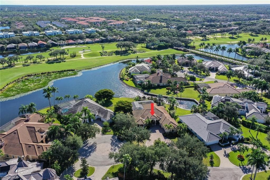 3022 Gainesborough Ct, Naples, FL 34105-2