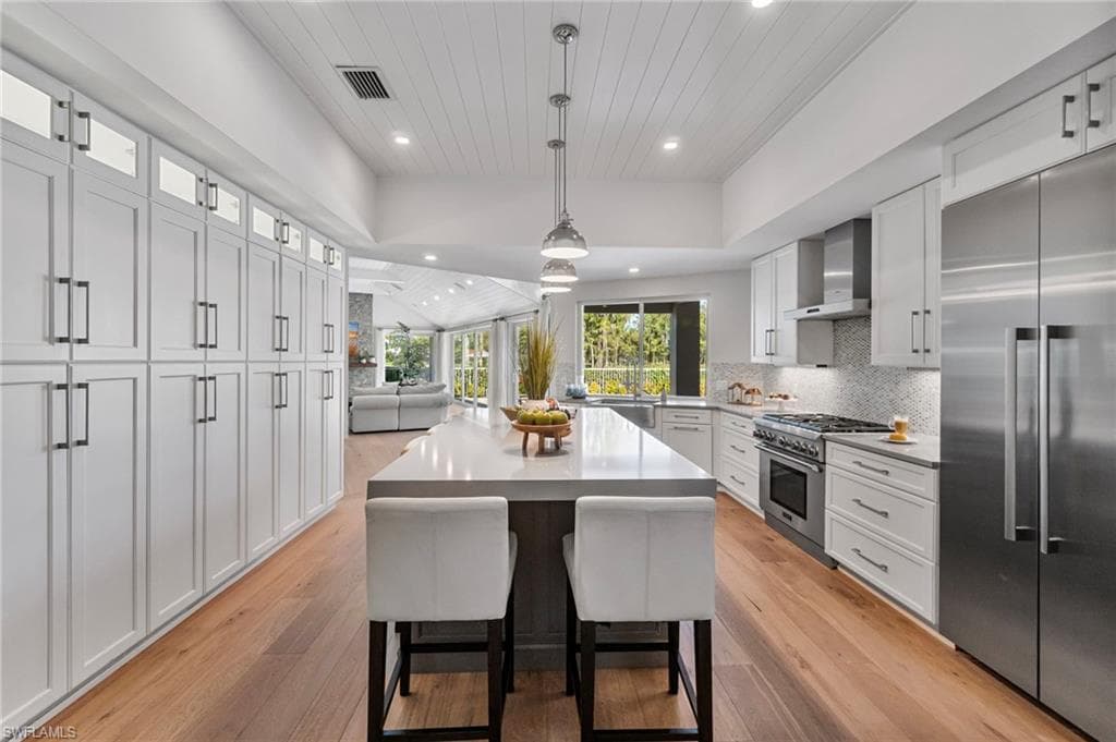 4467 Silver Fox Dr, Naples, FL 34119-10