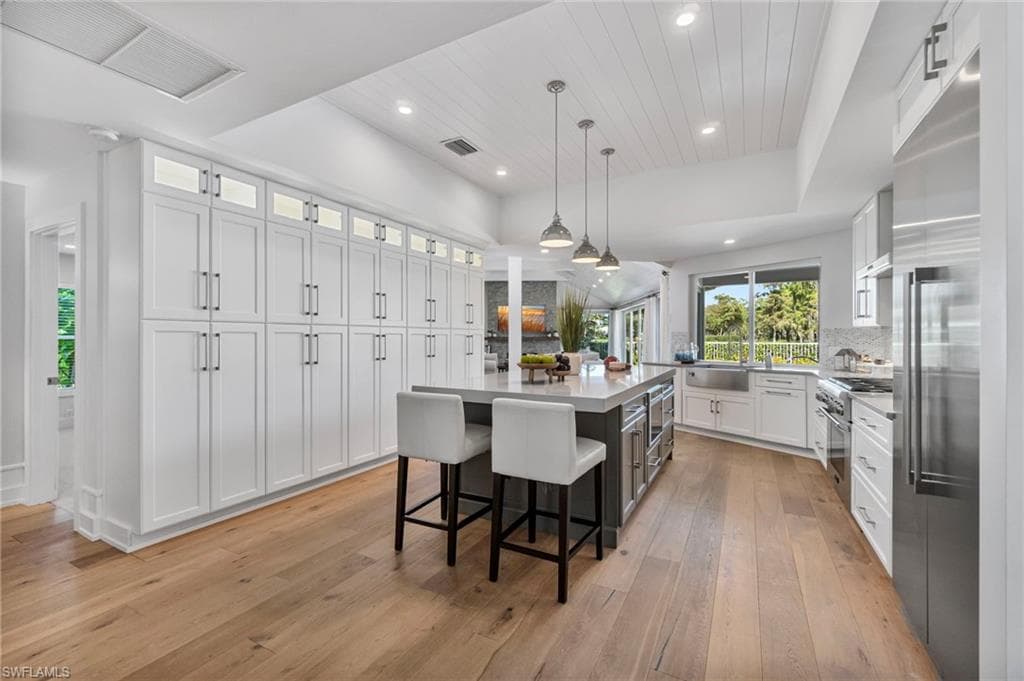 4467 Silver Fox Dr, Naples, FL 34119-11