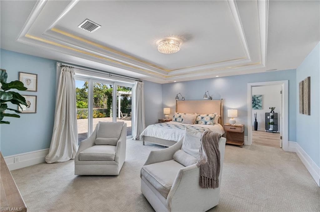 4467 Silver Fox Dr, Naples, FL 34119-18
