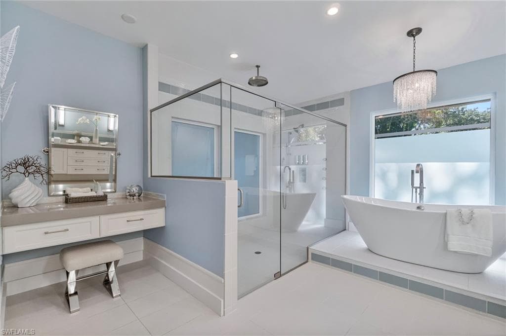 4467 Silver Fox Dr, Naples, FL 34119-21